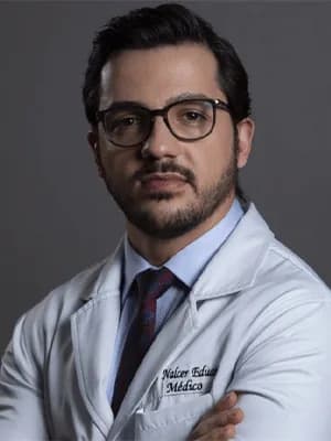 Retrato de Nalcer Canedo, Neurologista